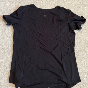 Lululemon black Love tee